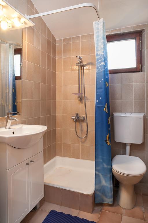 Appartement Kornelija 2 à Podgora Chambre photo