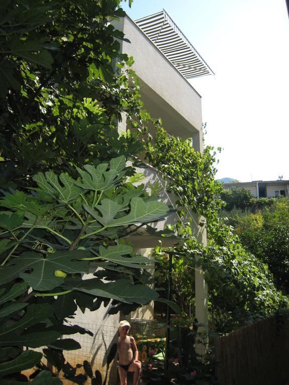 Appartement Kornelija 2 à Podgora Chambre photo
