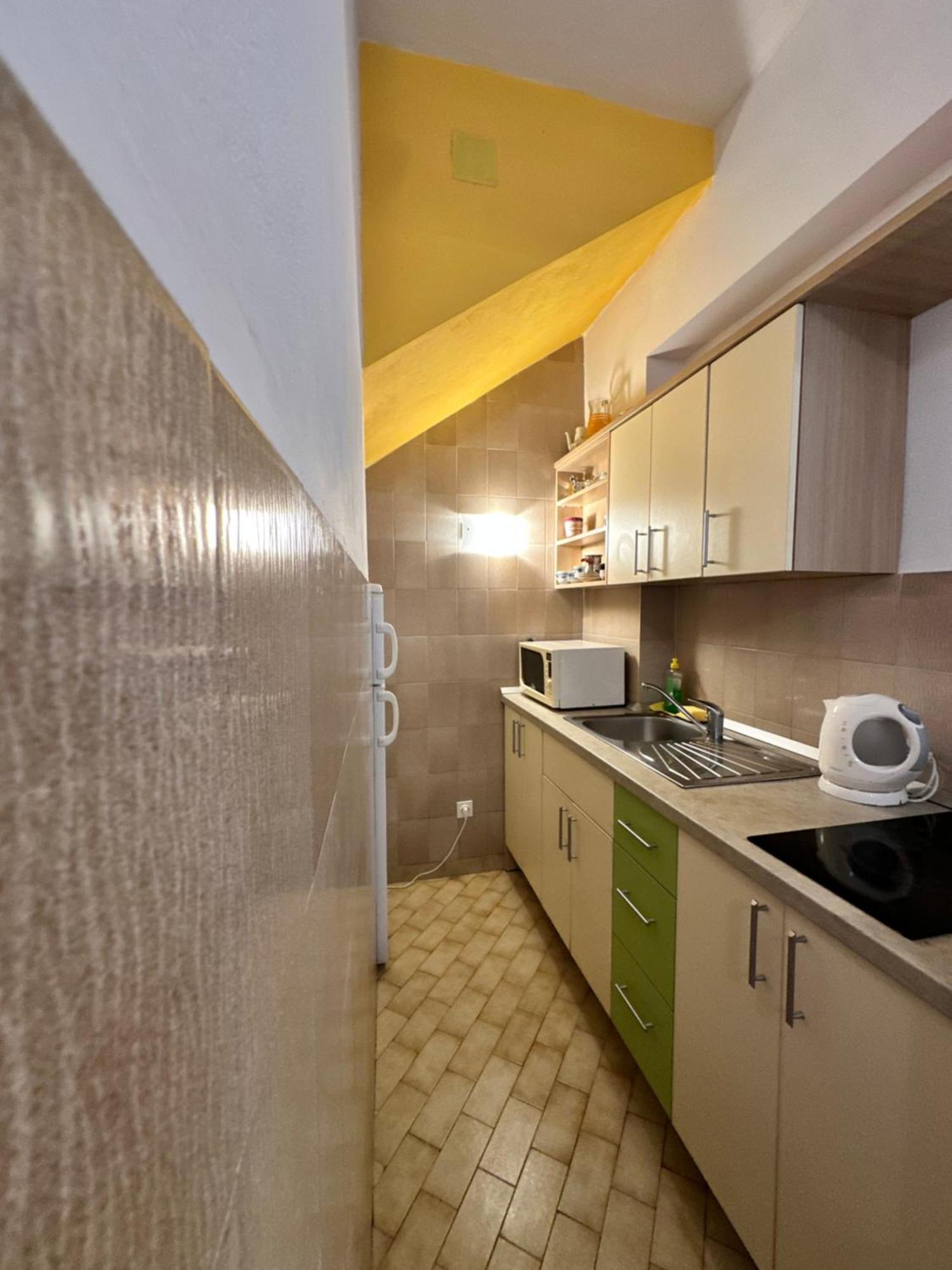 Appartement Kornelija 2 à Podgora Extérieur photo