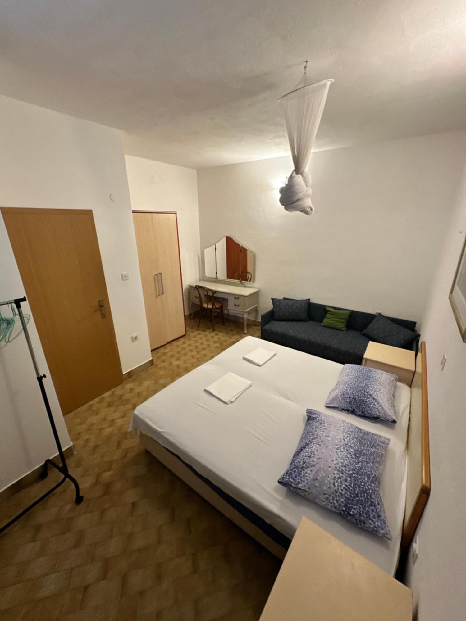 Appartement Kornelija 2 à Podgora Extérieur photo
